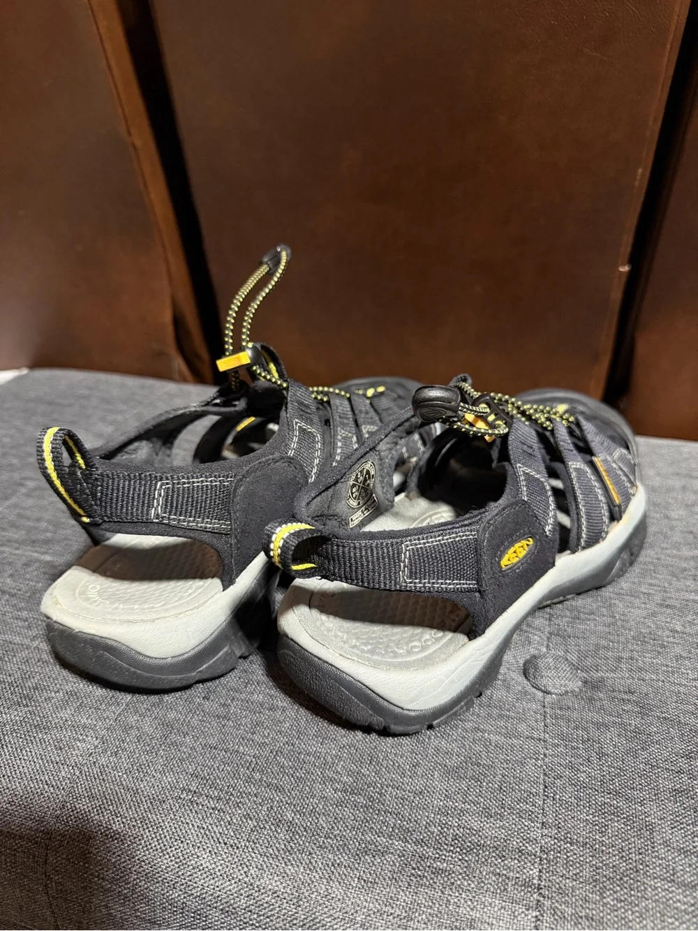 KEEN Newport H2 Waterproof Hiking Sandals Black Men's Size 8- Women’s 9.5